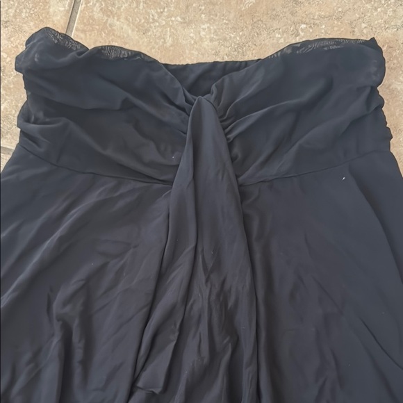 VENUS Black High-Low Midi Swim Coverup - Picture 3 of 3